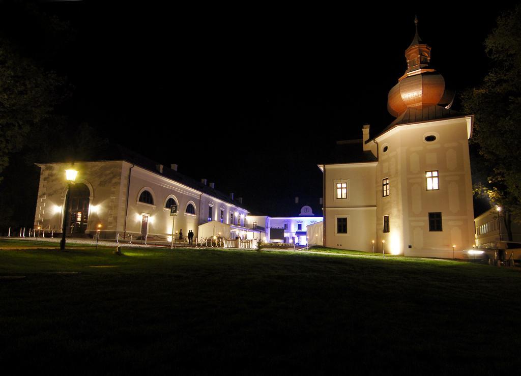 Chateau Appony ภายนอก รูปภาพ