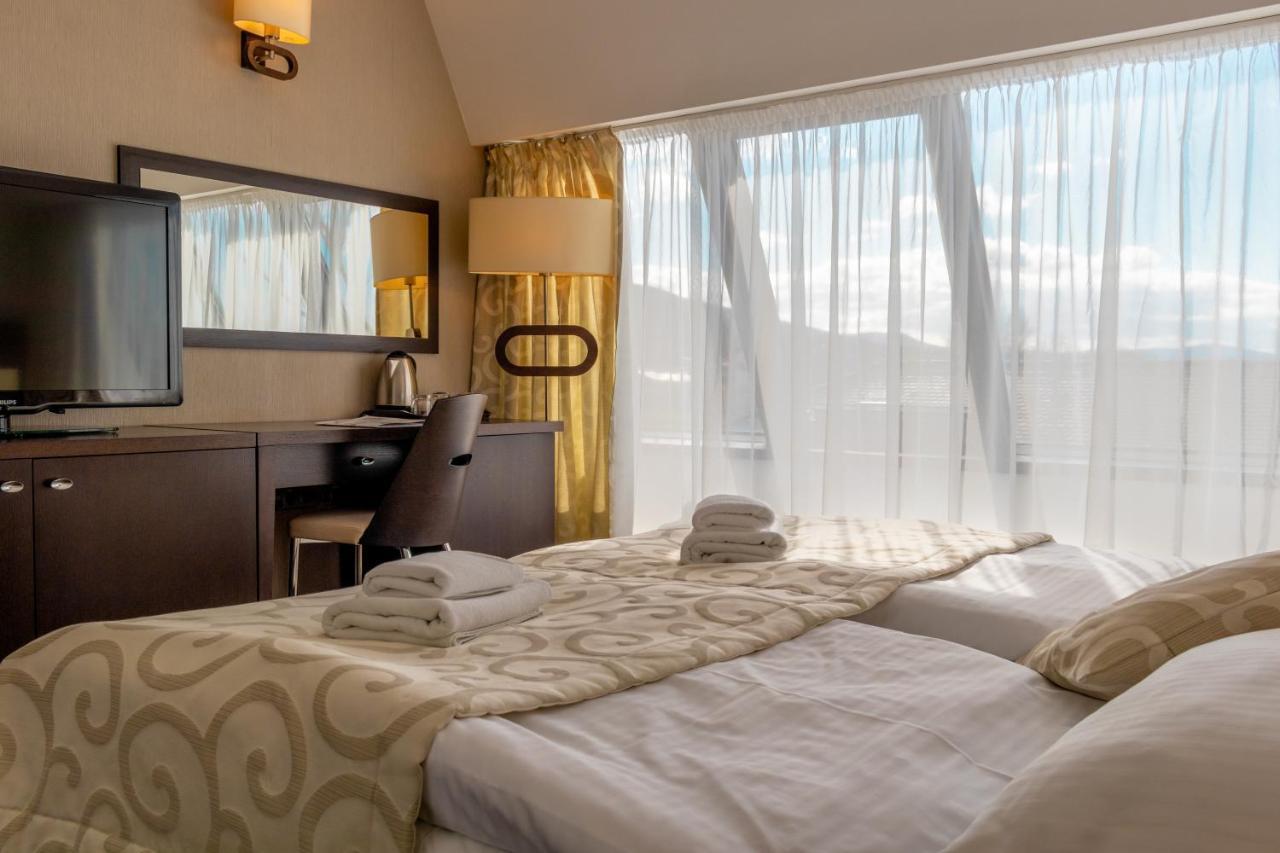Chateau Appony ภายนอก รูปภาพ